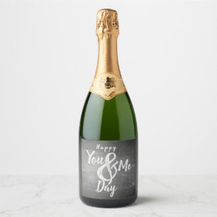 Etiquetas Para Vinos Espumosos Felicitaciones aniversario en aspecto de pizarra