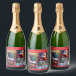 Etiquetas Para Vinos Espumosos Foto de la familia Red Merry Christmas<br><div class="desc">Etiquetas de botellas de vino espumoso Red Merry Christmas con fotos y texto cambiables - puedes agregar tu nombre familiar y cambiar fotos,  impresas en el fondo rojo</div>