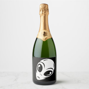 Etiquetas Para Vinos Espumosos Ilustracion de cabeza extraterrestre en estilo de