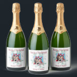 Etiquetas Para Vinos Espumosos Merry Christmas Personalizado texto y foto<br><div class="desc">Su foto favorita de vacaciones más dos líneas de texto personalizado resaltan estas etiquetas de personalizados Navidades espumosos.</div>
