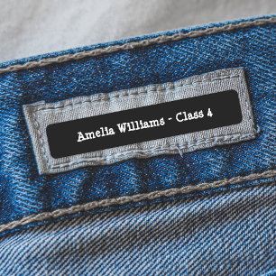 Etiquetas Ropa personalizada de negro/blanco a la escuela