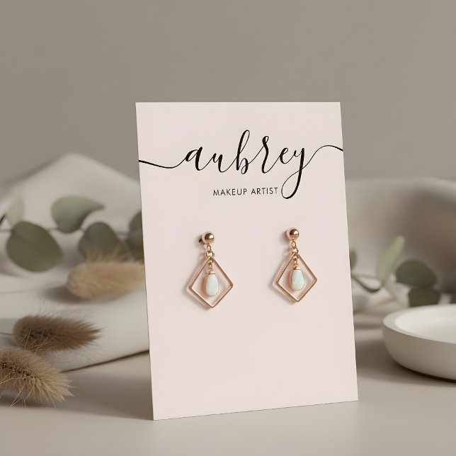 Expositor de Aretes Rosa Beige con Letra Moderna (Subido por el creador)