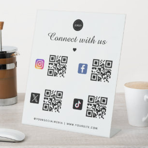 Expositor En L 4 Código Qr de Redes Sociales Logo de Corazón TikT