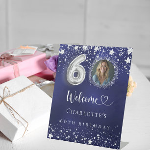 Expositor En L 60.º cumpleaños estrellas de plata azul foto bienv