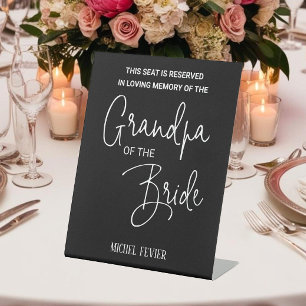Expositor En L Abuelo negro del Boda de la sede conmemorativa de