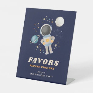 Expositor En L Astronauta del espacio azul Cumpleaños favorece al
