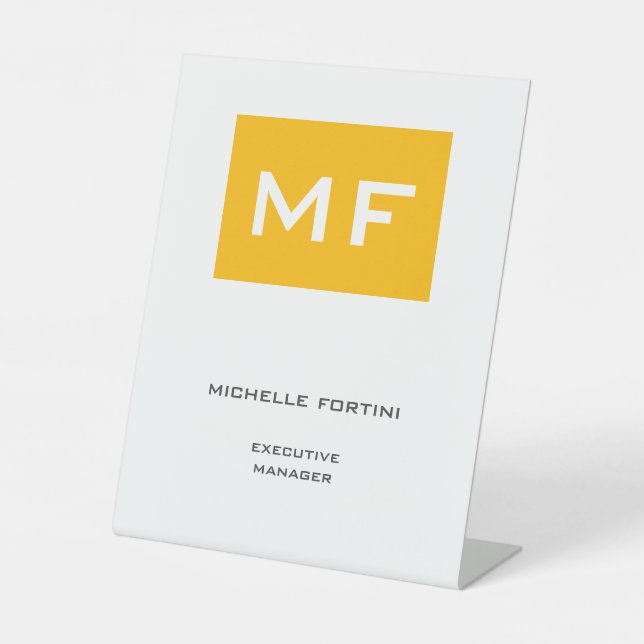 Expositor En L Atractivo Monograma Amarillo Blanco Moderno Minima (Anverso)