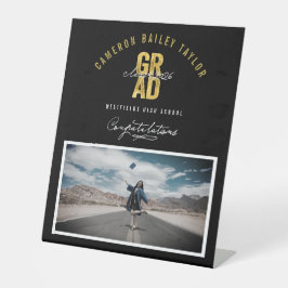 Expositor En L Audaz Clase GRAD Del Partido De Graduación De Foto