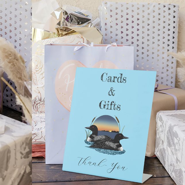 Expositor En L Azul solar de los lomos (Subido por el creador)