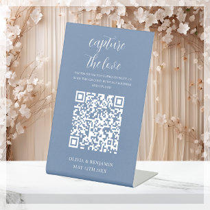 Expositor En L Azul turbio Capturar El Código QR De Amor