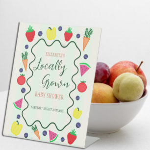 Expositor En L Baby Shower en el mercado de agricultores locales