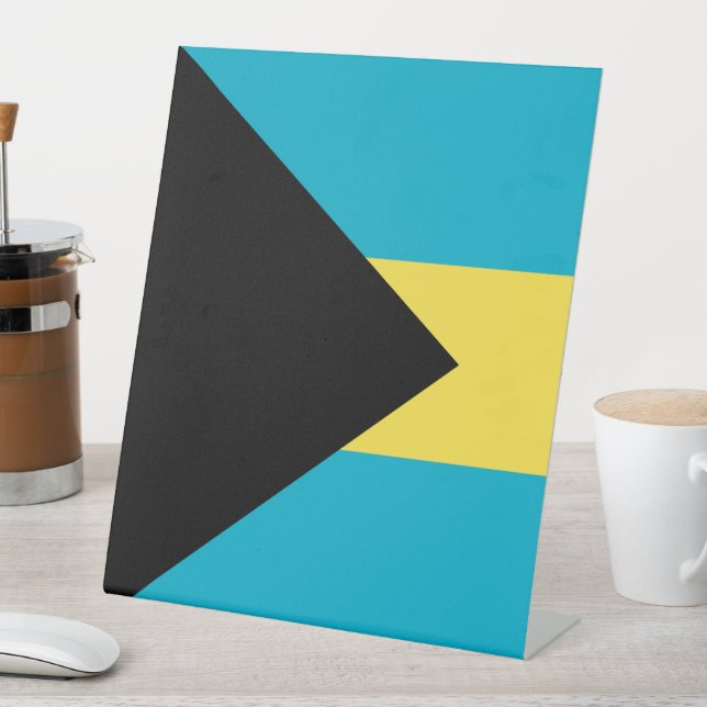 Expositor En L Bandera de Bahamas (In Situ)