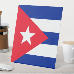 Expositor En L Bandera de Cuba