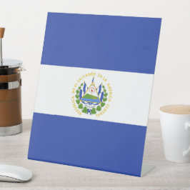 Expositor En L Bandera de El Salvador