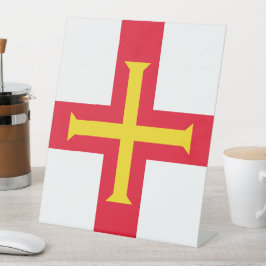 Expositor En L Bandera de Guernsey