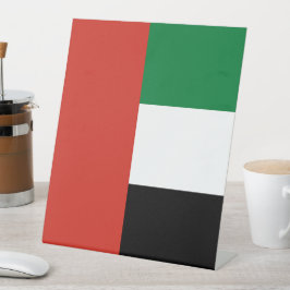 Expositor En L Bandera de los Emiratos Árabes Unidos