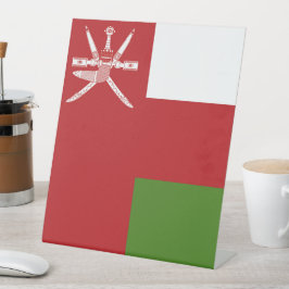 Expositor En L Bandera de Omán