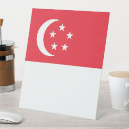 Expositor En L Bandera de Singapur