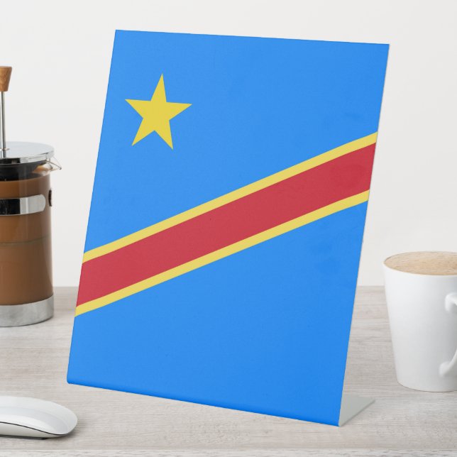 Expositor En L Bandera del Congo (In Situ)