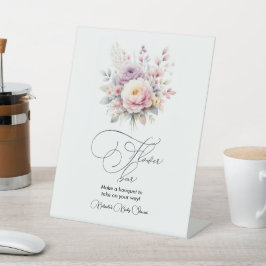 Expositor En L Bebé en el Bouquet Floral de Bloom