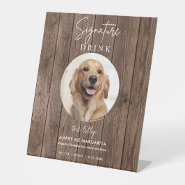 Expositor En L Bebidas emblemáticas para la boda del perro mascot