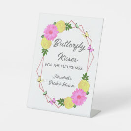 Expositor En L Besos De Mariposa Para El Futuro Sra. Bridal Showe