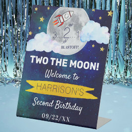 Expositor En L Bienvenida a dos Fiestas de cumpleaños de la luna