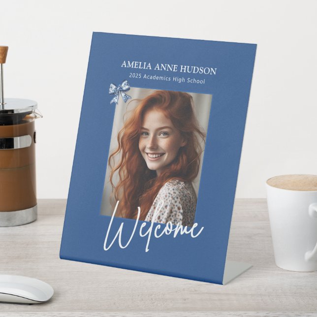 Expositor En L Bienvenida a la elegante fiesta de graduación de f (In Situ)