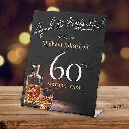 Expositor En L Bienvenida a la fiesta de cumpleaños 60 de Whiskey