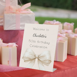 Expositor En L Bienvenida a la fiesta de cumpleaños de Bow Crema 