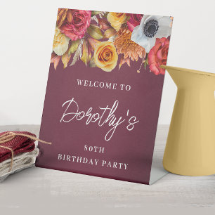 Expositor En L Bienvenida a la fiesta de cumpleaños número 80 con