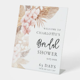 Expositor En L Bienvenida a la Fiesta de Despedida de Soltera con