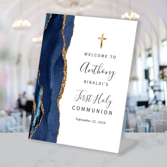 Expositor En L Bienvenida a la Santa Comunión del Agate Azul de l (Subido por el creador)