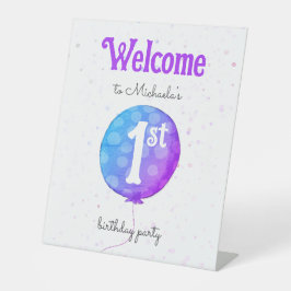 Expositor En L Bienvenida de 1er cumpleaños a un simple globo lin