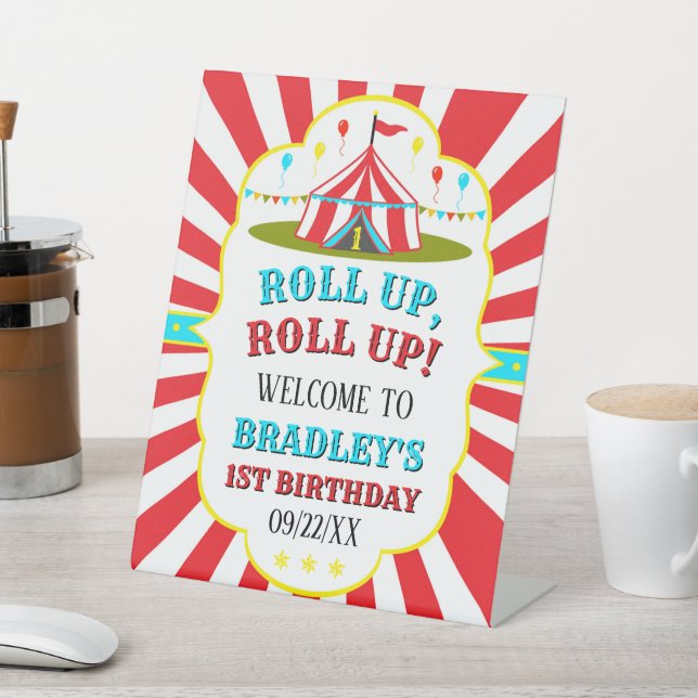 Expositor En L Bienvenida de primer cumpleaños al Festival Big To (In Situ)