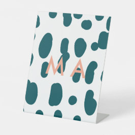 Expositor En L Blue polkadot orange pastel monogram man letter pa