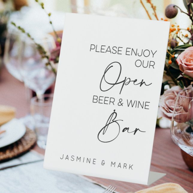 Expositor En L Boda De Beer Y Wine Bar (Please enjoy our open beer and wine bar)