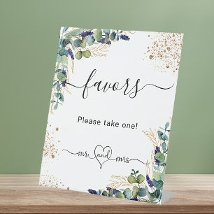 Expositor En L Boda de eucalipto verde favorece a los huéspedes