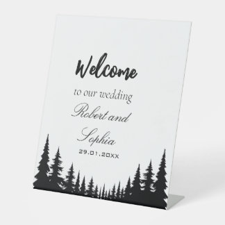 Expositor En L Boda de invierno con pinos negros y blancos