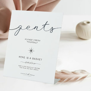Expositor En L Boda De La Cesta De Baño De Gents En Blanco Y Negr