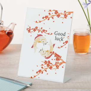 Expositor En L Buena suerte de pescado Koi con Sakura Japonés e