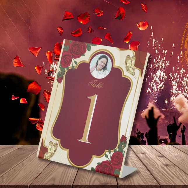 Expositor En L Burgundy & Gold Quinceañera Photo Elegant (Subido por el creador)