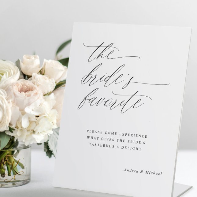 Expositor En L Caligrafía romántica Boda favorito de la novia (The bride's favorite meal wedding sign - modern romantic calligraphy script - elegant and classy)