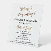 Cartel de bienvenida dorado para boda con orden de