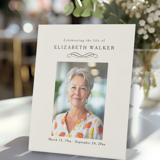 Expositor En L "Celebrating Life of" Photo Funeral Memorial  ("Celebrating Life of" Photo Funeral Memorial Beige Pedestal Sign)