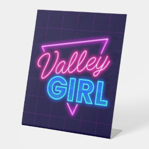 Expositor En L Chica de Neon Valley
