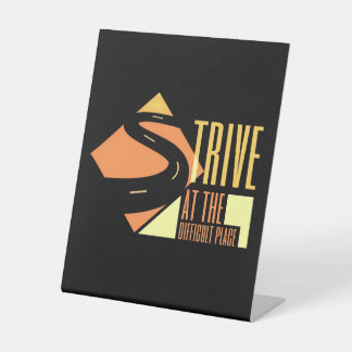 Expositor En L Cita de "Lucha en el lugar difícil"