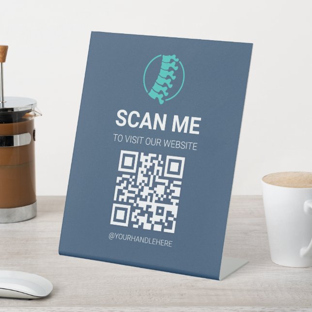 Expositor En L Código QR de visita a nuestro sitio web (In Situ)
