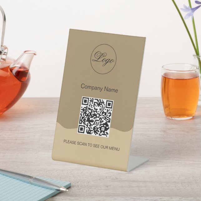 Expositor En L Código QR Menú Café Negro Logo Rótulo Pedestal mod (In Situ)