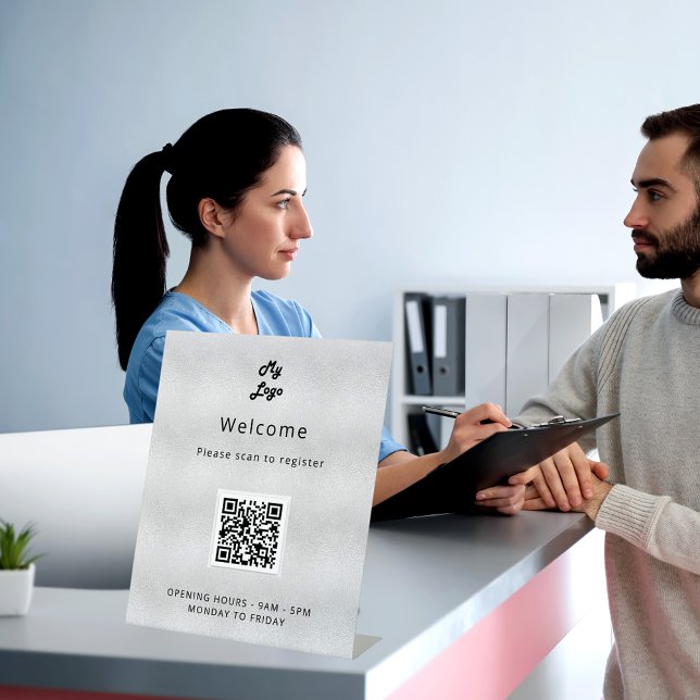 Expositor En L código QR registro de clientes bienvenida (Subido por el creador)